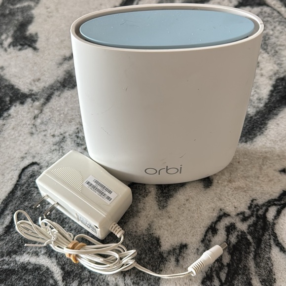 Orbi Router RBR20 - Picture 5 of 5